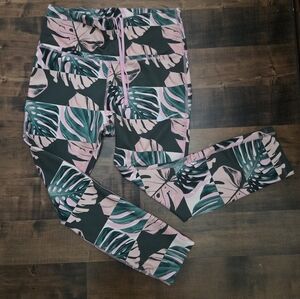 Nike Dri-Fit Capri Legging [Medium] Pink Tropical Print Yoga Running Workout